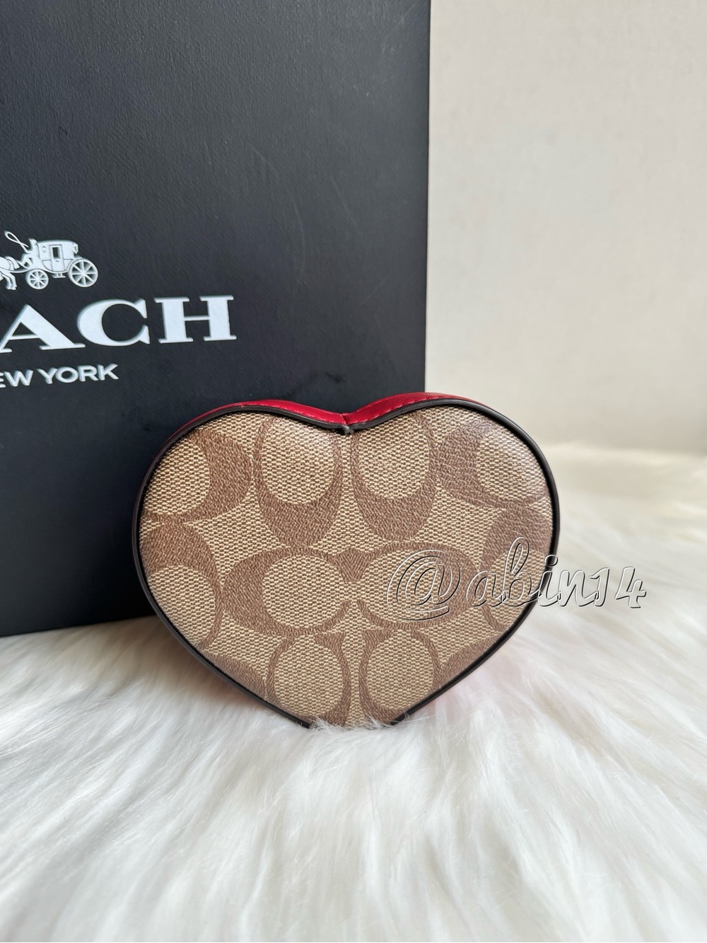 NWT Coach Heart shaped Trinket Box Jewelry Case in Signature Canvas Leather